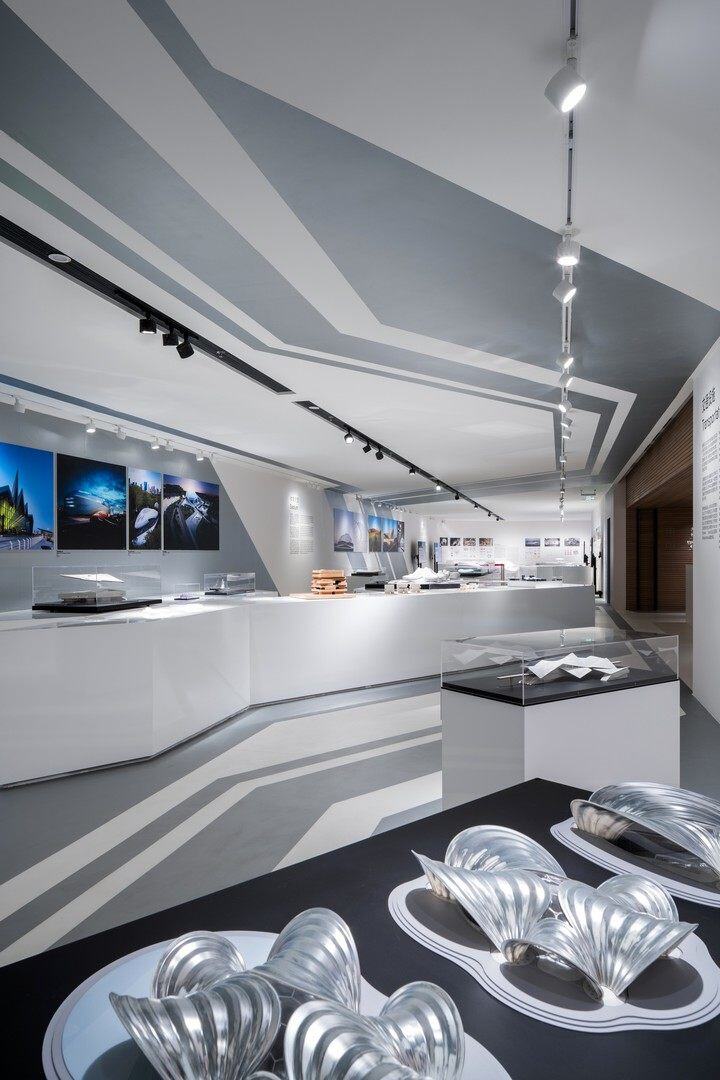 “未未来城市—Future Cities”特展亮相成都 / 扎哈·哈迪德建筑事务所