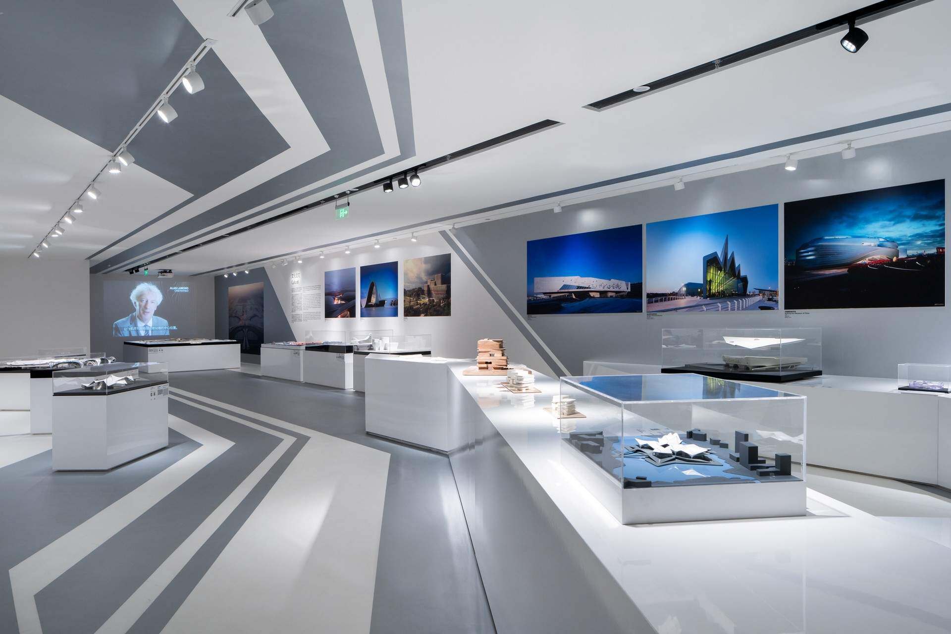 “未未来城市—Future Cities”特展亮相成都 / 扎哈·哈迪德建筑事务所
