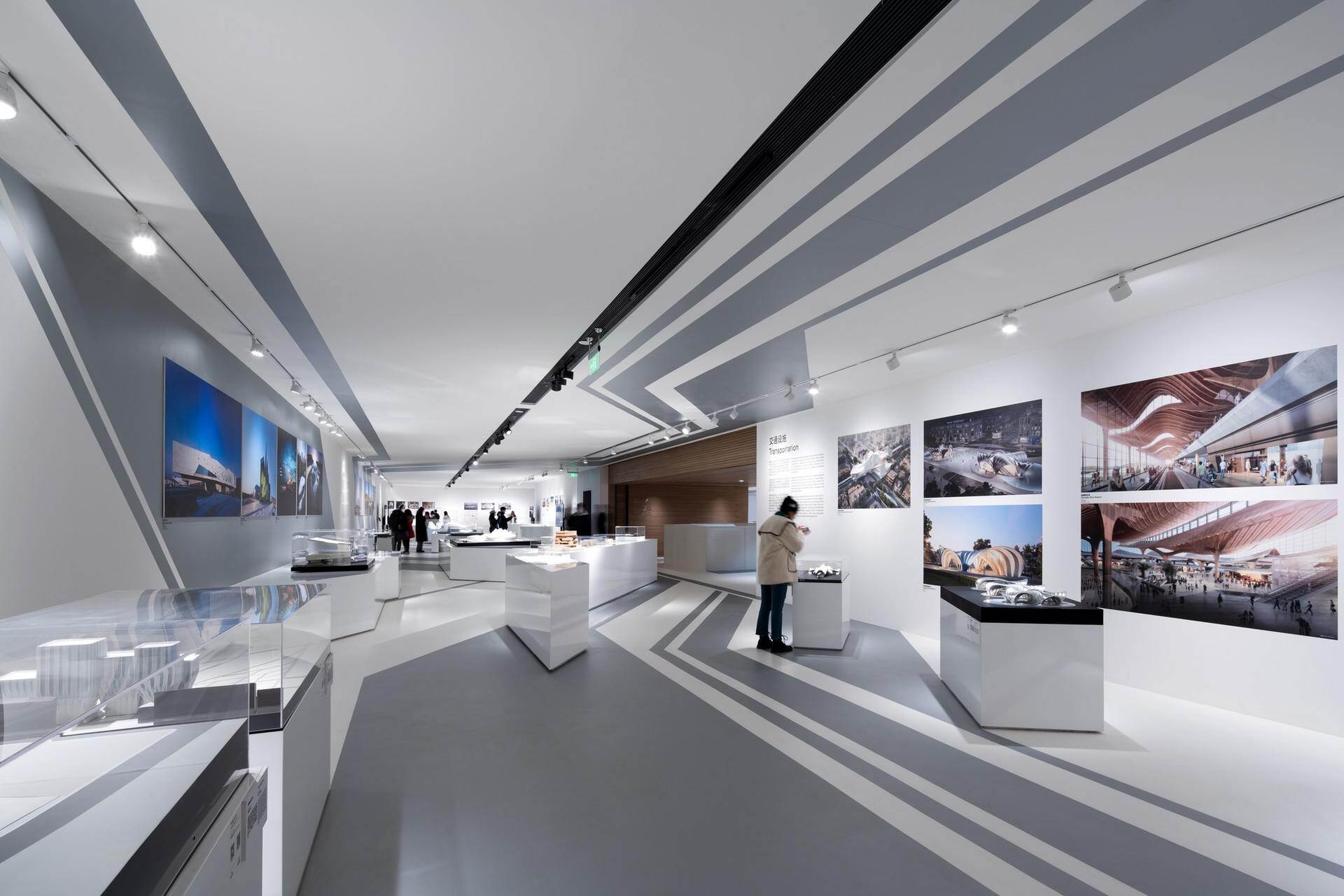 “未未来城市—Future Cities”特展亮相成都 / 扎哈·哈迪德建筑事务所