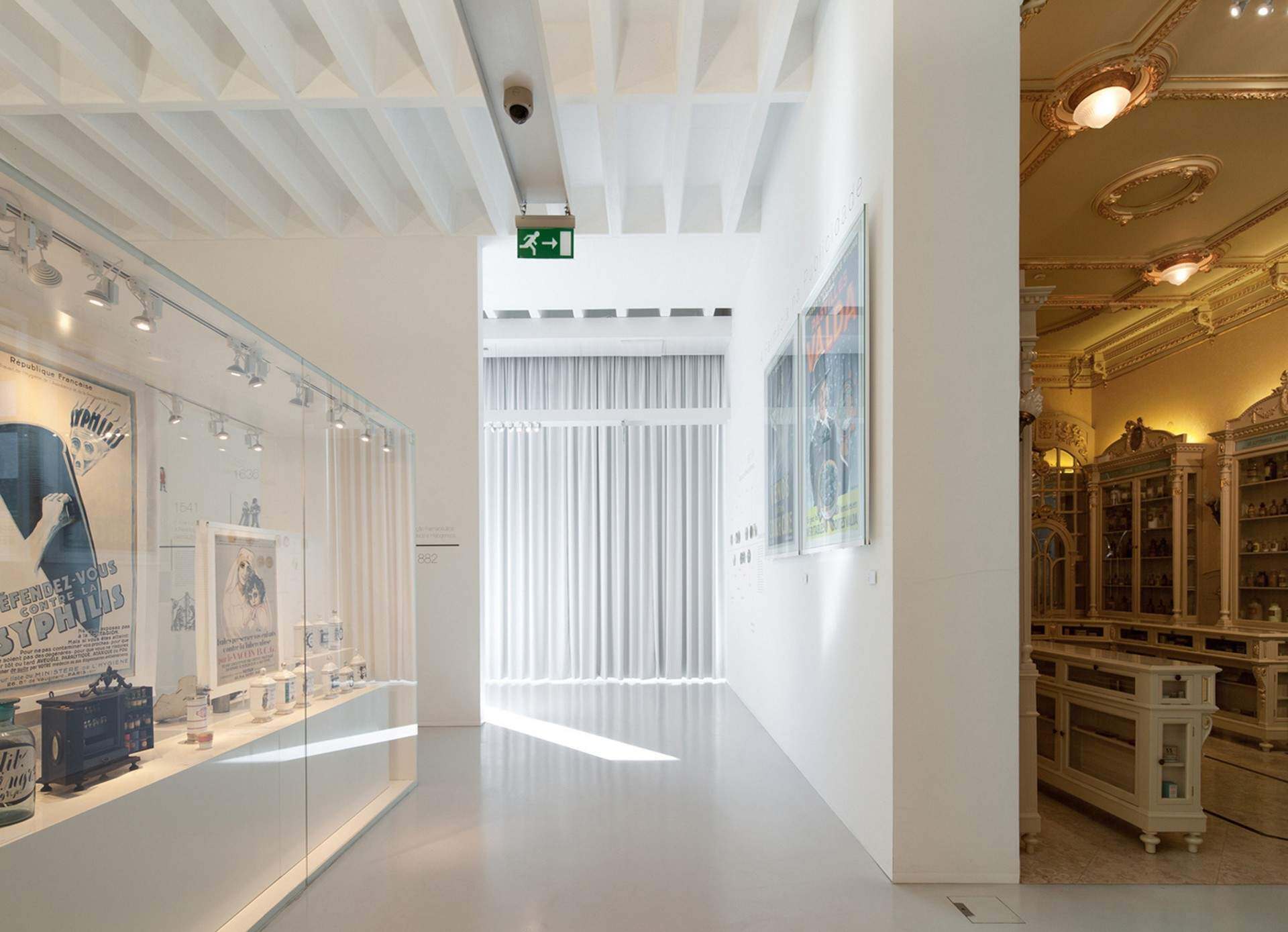 葡萄牙波尔图药学博物馆 / P 06 studio, Site Specific Arquitectura