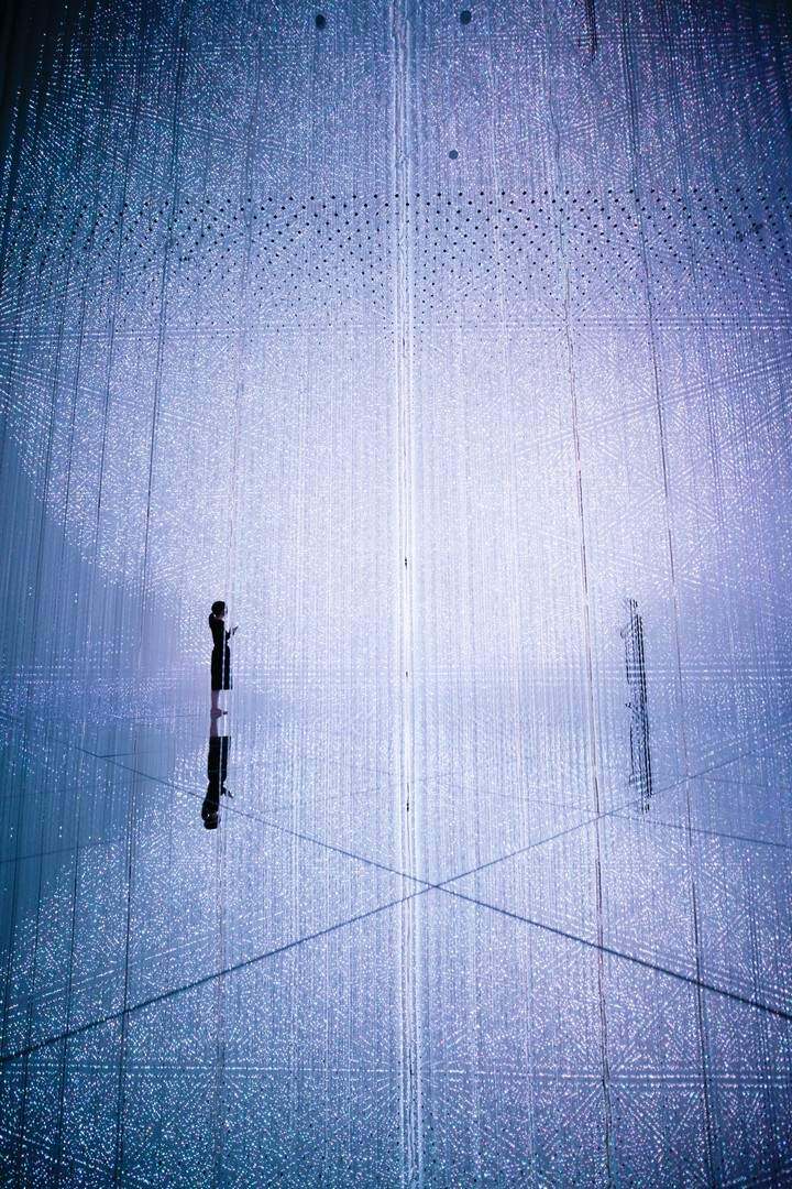 无穷无尽的水晶宇宙 / 澳门teamLab★超自然空间