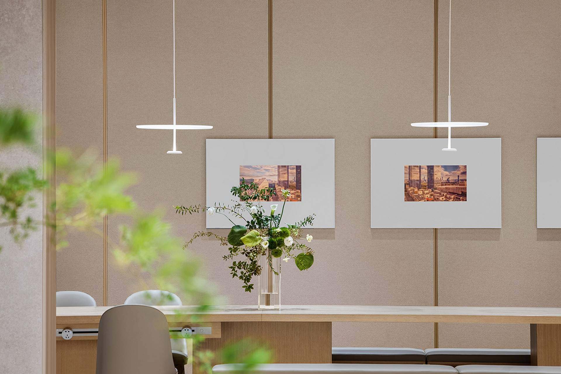 NIO HOUSE 深圳蔚来中心深业上城店 / MOC DESIGN