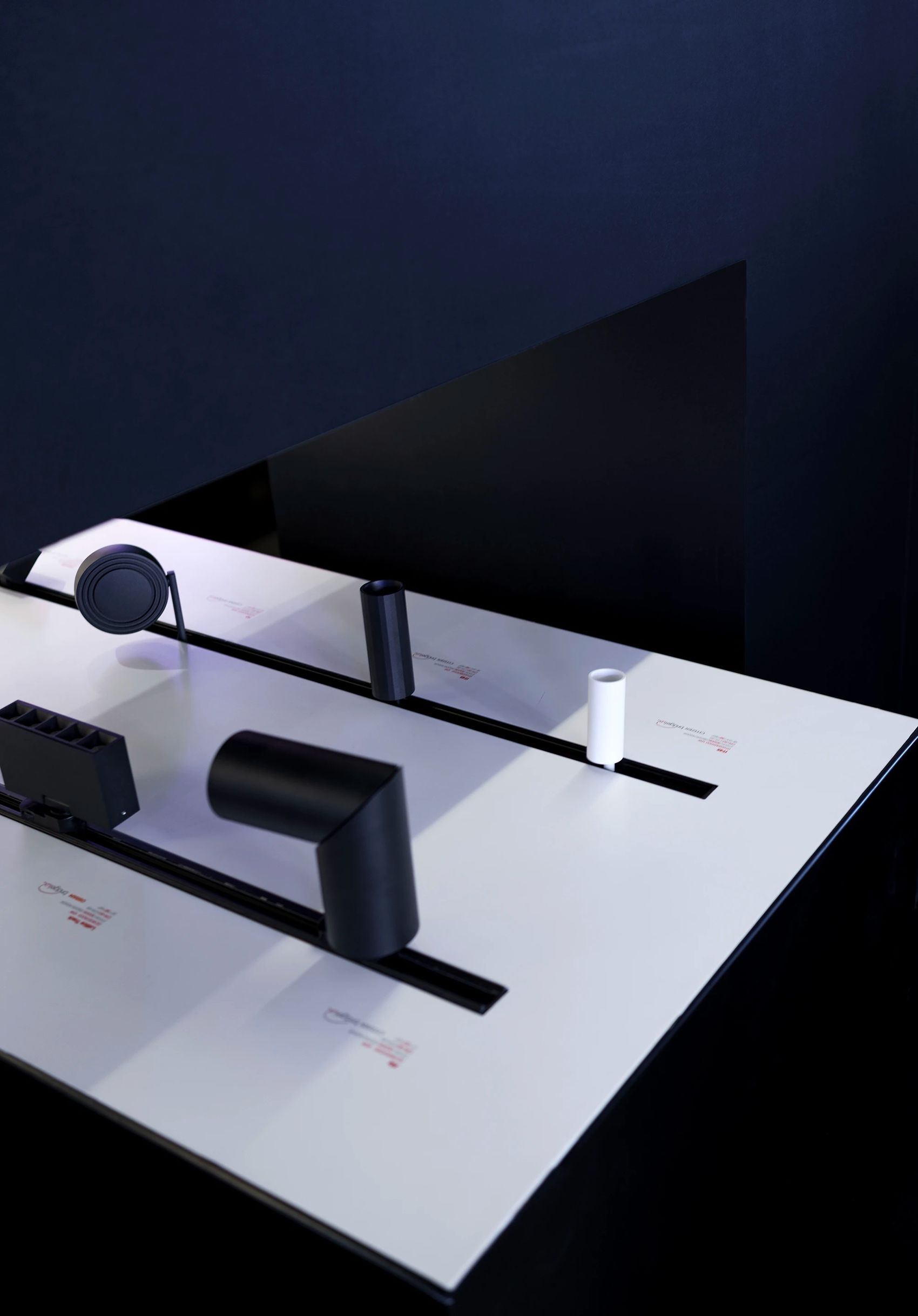 2023香港国际春季灯饰展 KCLighting 展台 /  E Studio 壹所设计工作室